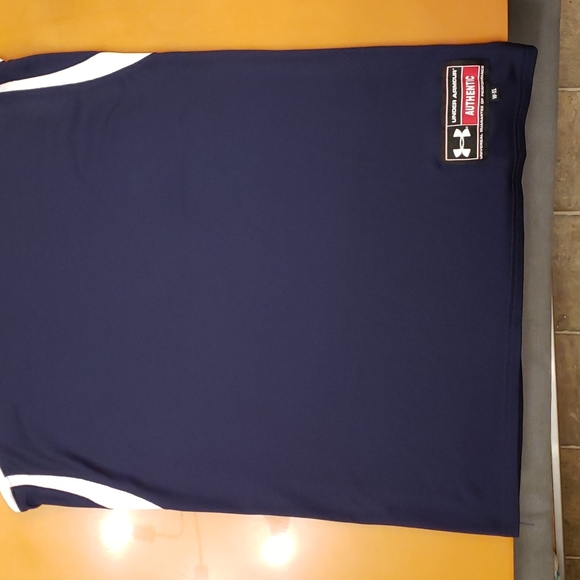Under Armor Womens basketball jersey - Picture 2 of 4